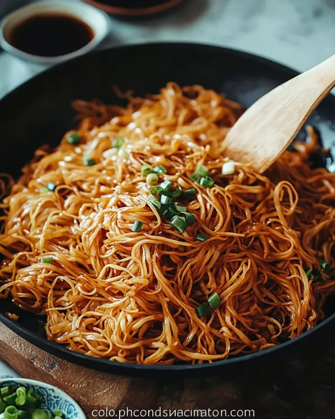 Soy Sauce Pan-Fried Noodles: A Quick, Tasty Recipe!